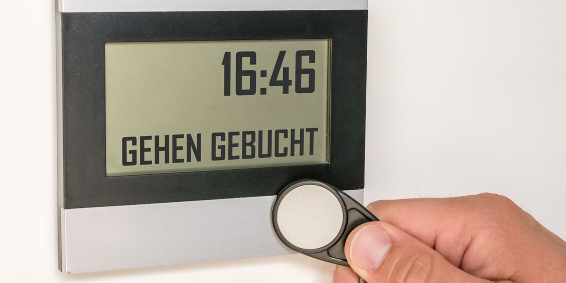 stationäre Erfassung der Arbeitszeit am Arbeitsort für Mitarbeiter
